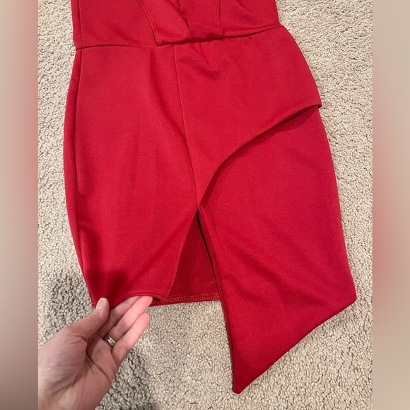 Women's red off-shoulder bodycon mini dress with front slit - Picture 6 of 8